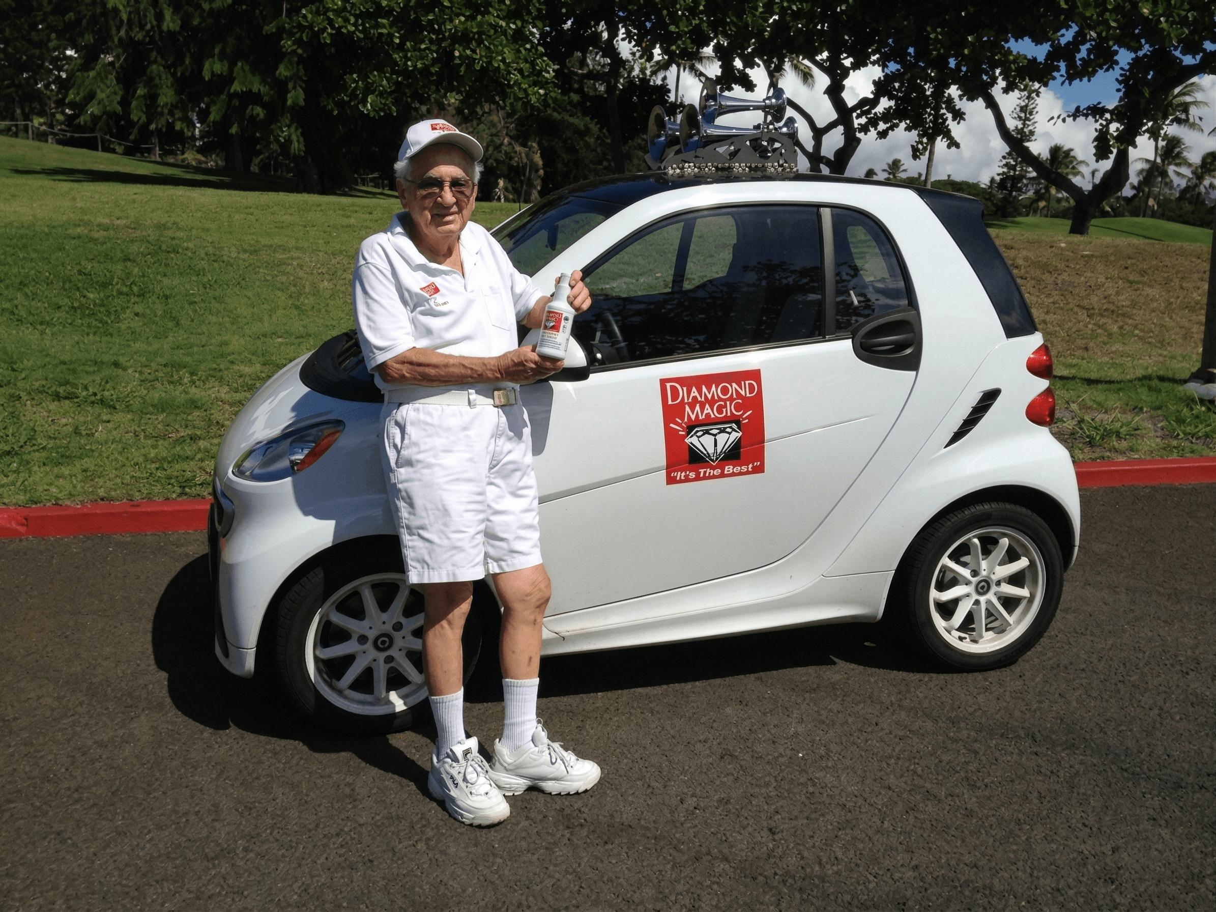 Charlie Ottenheimer with the Diamond Magic mobile in Hawaii